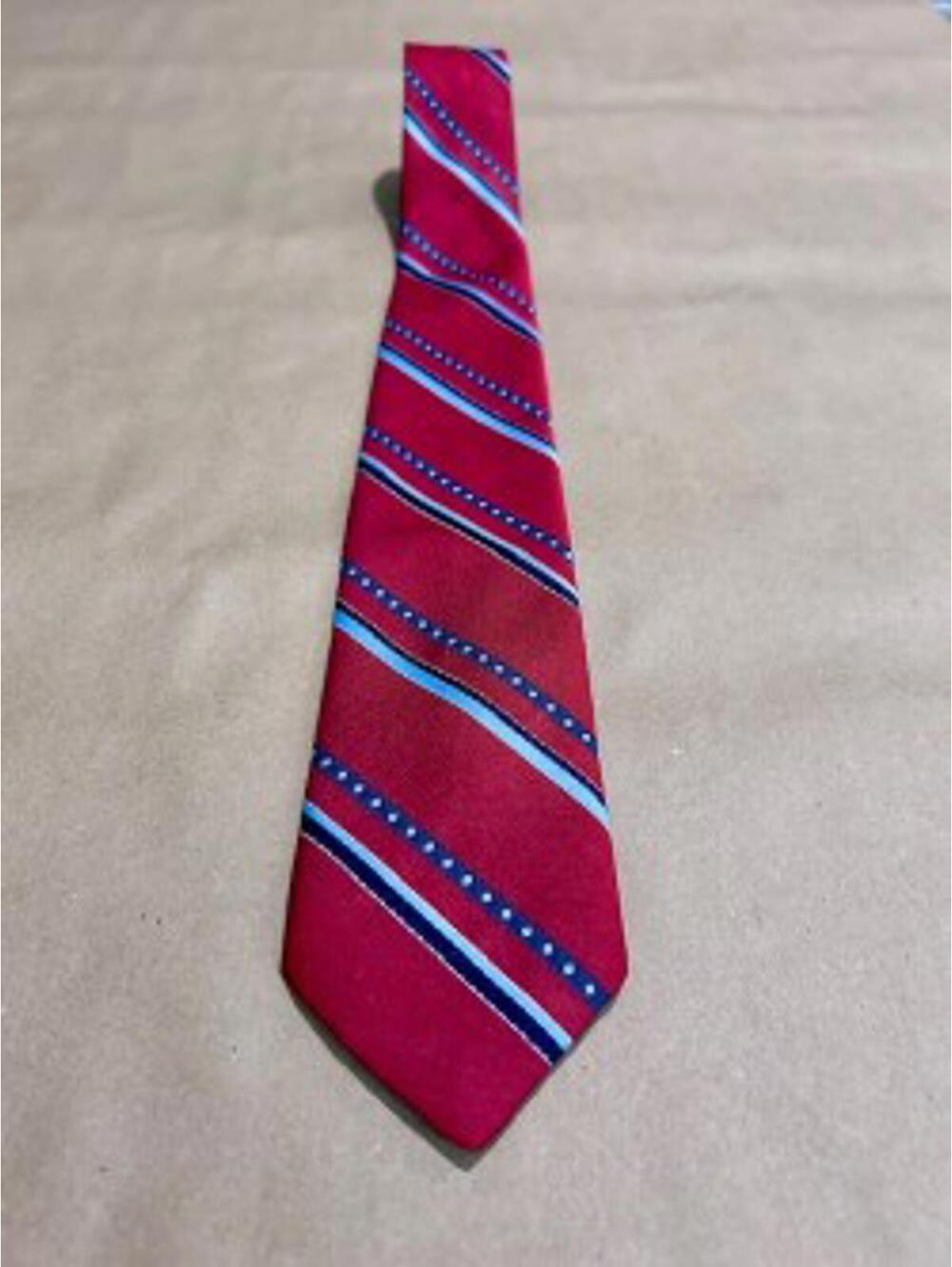 Ketch Red Tie 🎩 Red & Blue Stripe Pattern 55x3 VGUC Silk Feel Preppy Office